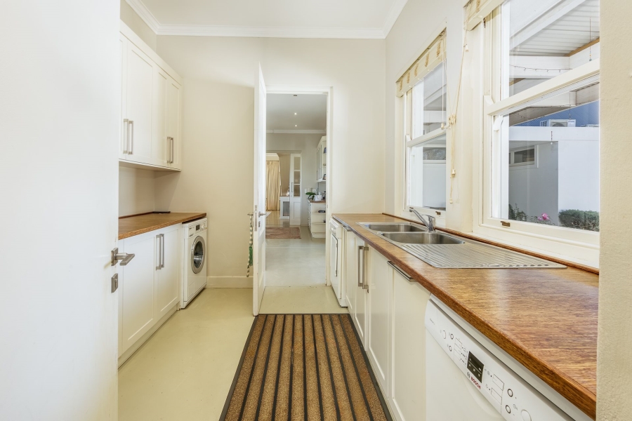 5 Bedroom Property for Sale in Stellenbosch Farms Western Cape